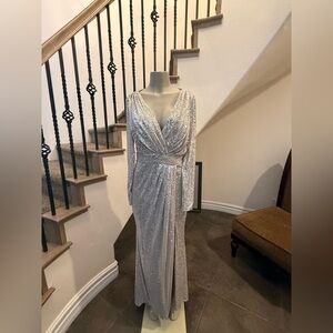 MAC DUGGAL Silver Sequin Gown 10 Glam Slit Evening Dress Gala